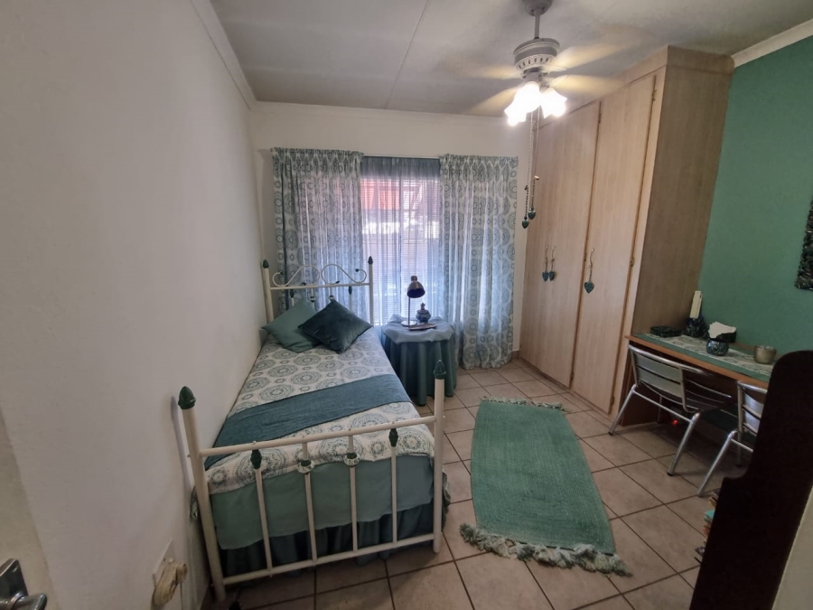 3 Bedroom Property for Sale in Oos Einde North West